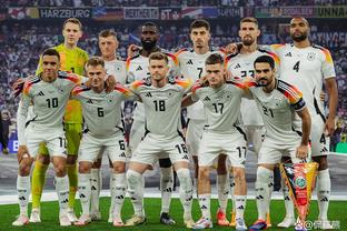 3年前贝林厄姆和桑乔一起捧起德国杯，今日欧冠决赛作为对手交手